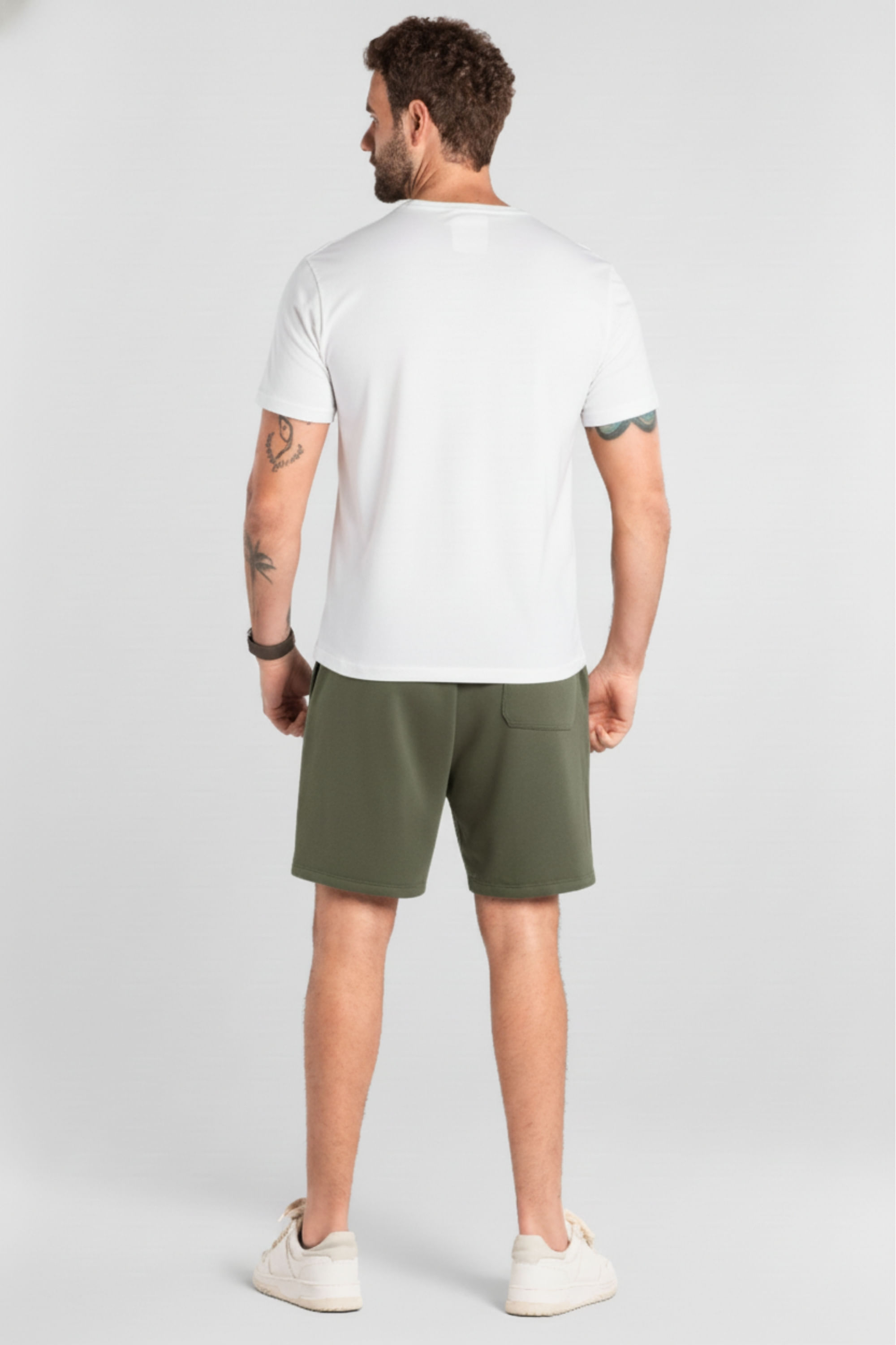 Bermuda Masculina em Moletom Gorgurão (Verde) Just Basic - Imagem 12